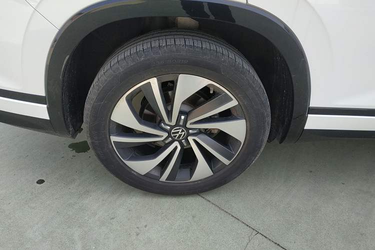 Used Volkswagen Tayron X 2023 330TSI Two-Wheel-Drive Prestige High-Energy Version