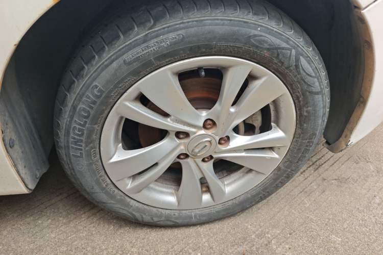 Used GAC Trumpchi GA3 2013 1.6L Automatic Luxury ESP Version
