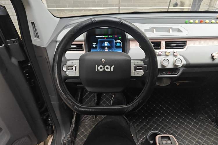 Used Chery QQ Ice Cream 2022 120km Conical Shape Lithium Iron Phosphate Steering Wheel