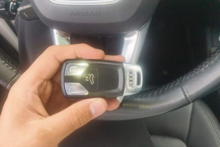 Used Audi Q5L 2018 40 TFSI Prestige Edition China VI Emission Standard