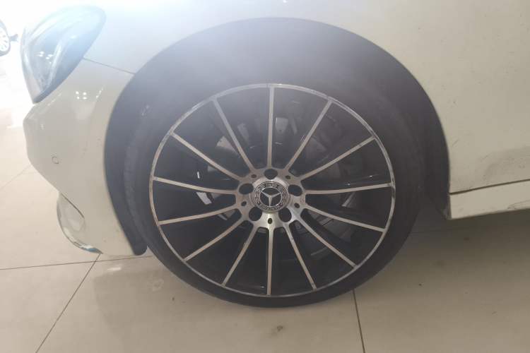 Used Mercedes-Benz C-Class (Import) 2017 C 200 4MATIC Coupe
