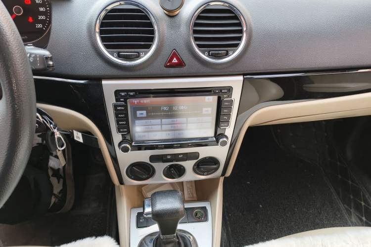 Used Volkswagen Lavida 2011 1.6L Automatic Premium Edition
