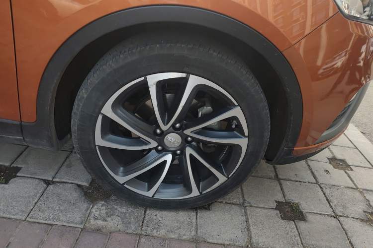 Used Geely Auto Emgrand GS 2016 Elegant Edition 1.3T Automatic ZhenShang Model
