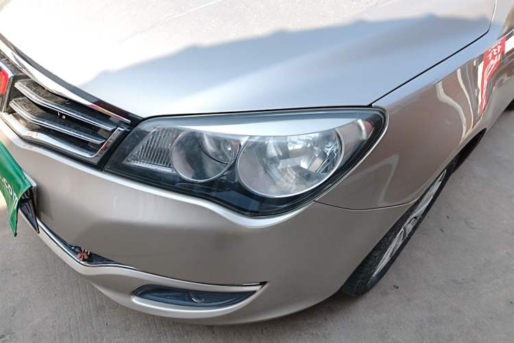 Used Roewe 350 2015 1.5L Automatic Luxury Sunroof Edition