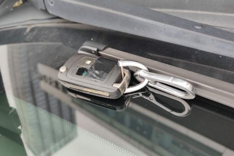 Used Chevrolet Malibu 2016 2.4L Automatic Luxury Edition Vehicle Key