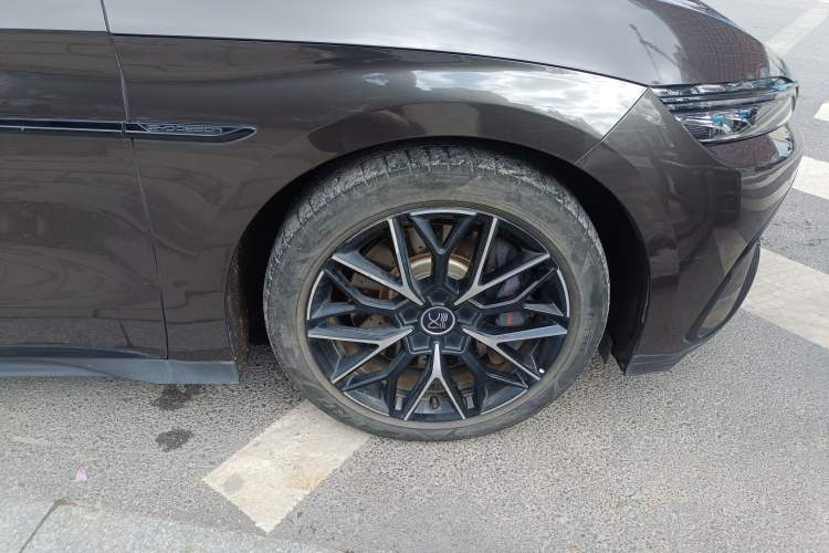 Used BYD Han 2022 EV Genesis Edition 610KM All-Wheel Drive Premium Model
