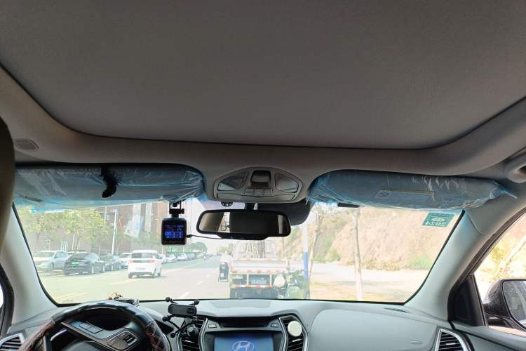 Used Hyundai Grand SantaFe 2013 2.2T 7-Seater Four-Wheel-Drive Flagship Edition Headliner