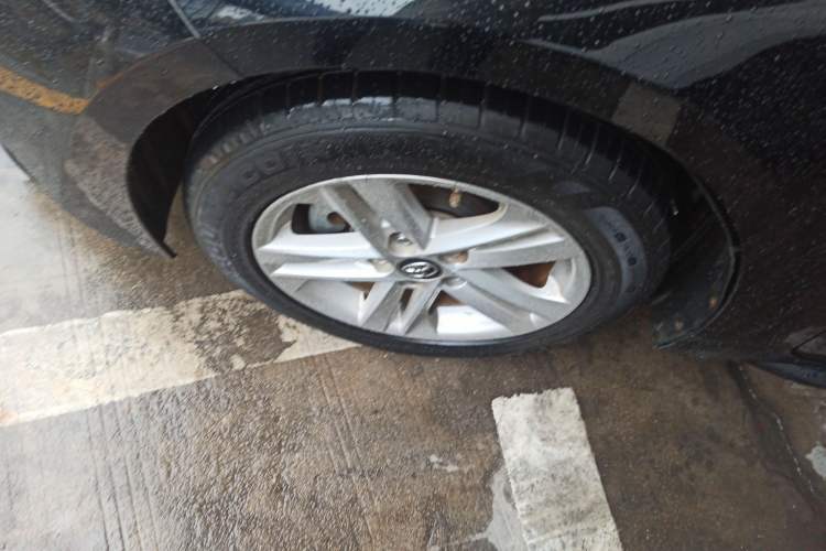 Used Toyota Levin 2019 Dual-Engine 1.8H E-CVT Entry-Level Model China VI Standard Left Front Wheel Hub