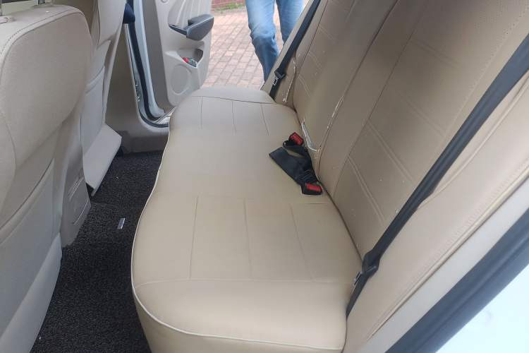 Used Chery Arrizo 7 2013 1.6L Manual Zhi Ling Edition
