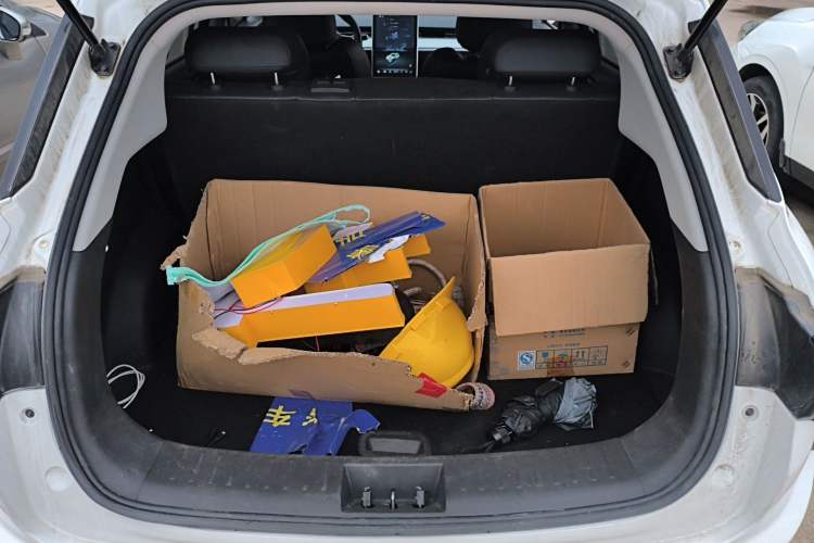 Used NETA V 2022 Chao 400 Lite Trunk