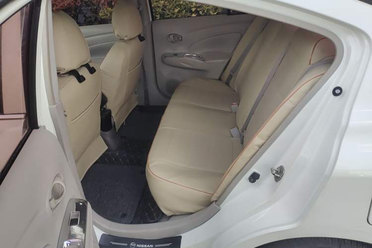 Used Nissan Sunny 2015 1.5XE Manual Comfort Edition Left Rear Seat