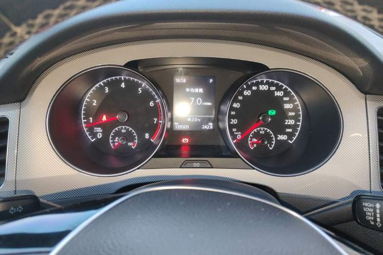 Used Volkswagen Golf Sportsvan 2016 230TSI Automatic Trend Edition
