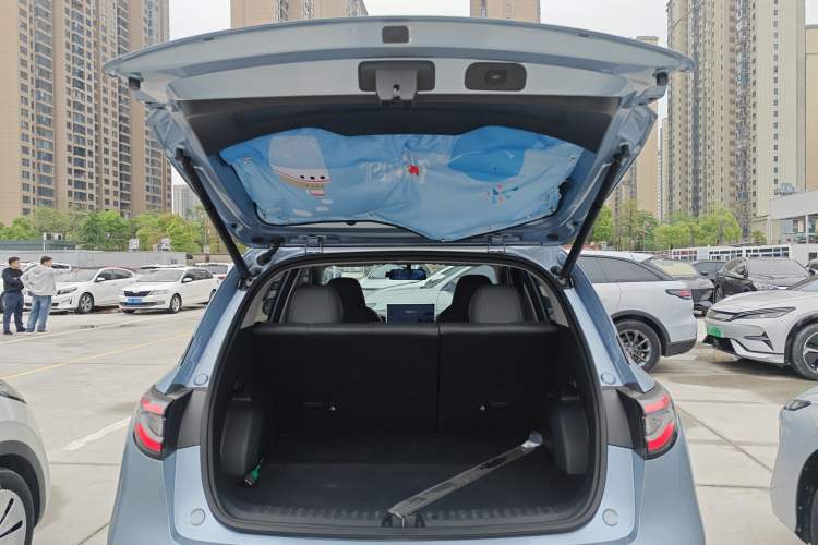 Used Geely Galaxy Geome 2025 UP 410km Exploration Edition Trunk