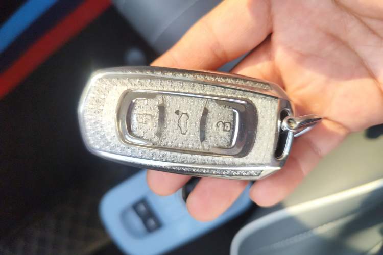 Used Geely Galaxy Panda 2024 Panda Mini 200km Endurance Bear
