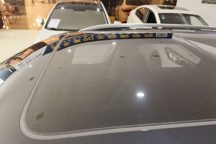 Used Volkswagen Tiguan L 2023 330TSI Automatic Two-Wheel Drive R-Line Enjoyment Edition Roof