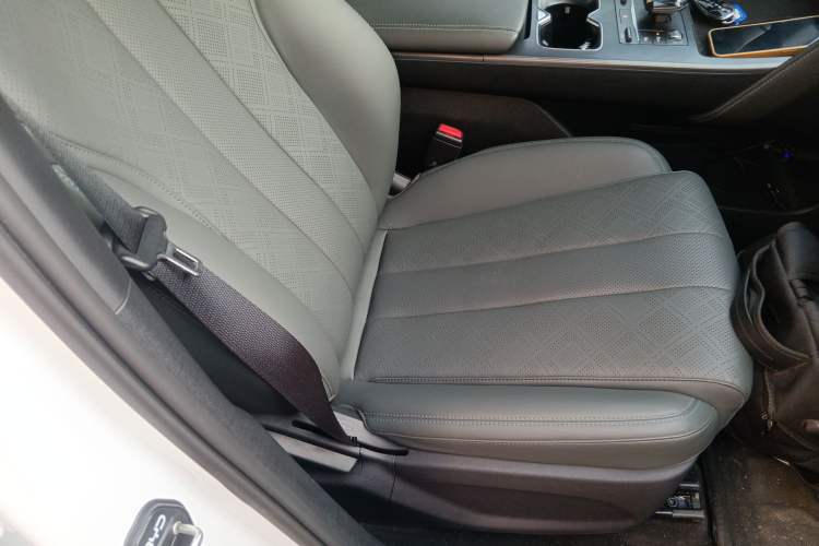 Used BYD Song L DM-i 2025 Intelligent Driving Version 112 km Leading Trim
