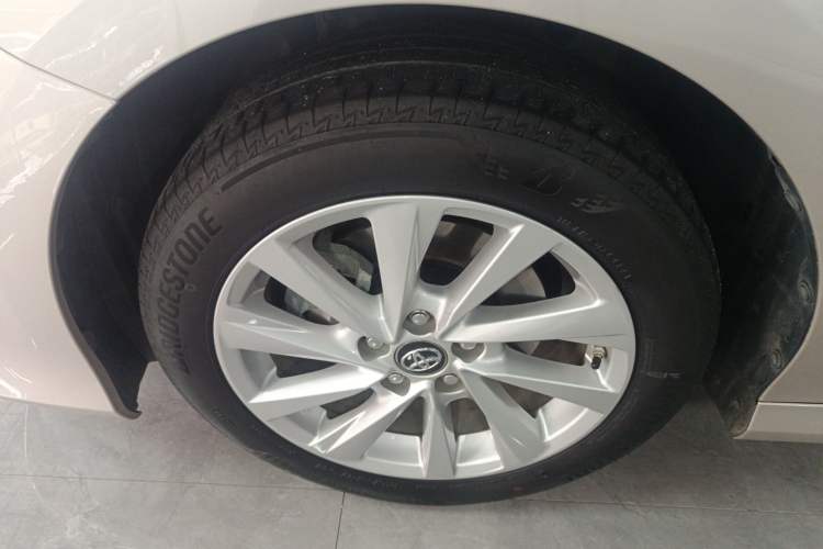 Used Toyota Camry 2023 2.0GVP Premier Edition Left Front Wheel Hub