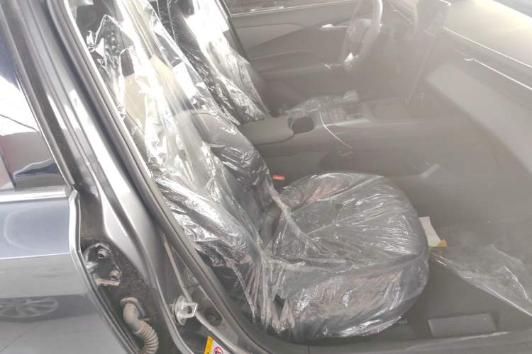 Used Changan Eado 2025 Blue Whale 1.5T 500Bar Prestige Model
