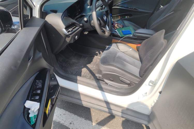 Used Buick Velite 6 2020 Plug-in Hybrid Connected Smart Edition
