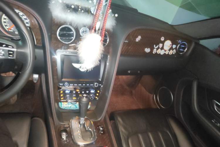 Used Bentley Continental 2012 4.0T GT V8 Audio And AC Panel