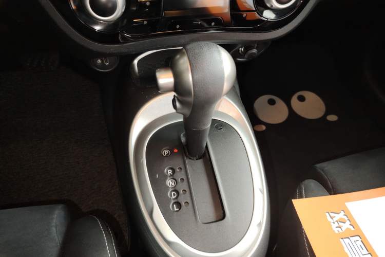 Used Infiniti ESQ 2014 1.6L Spontaneous Edition