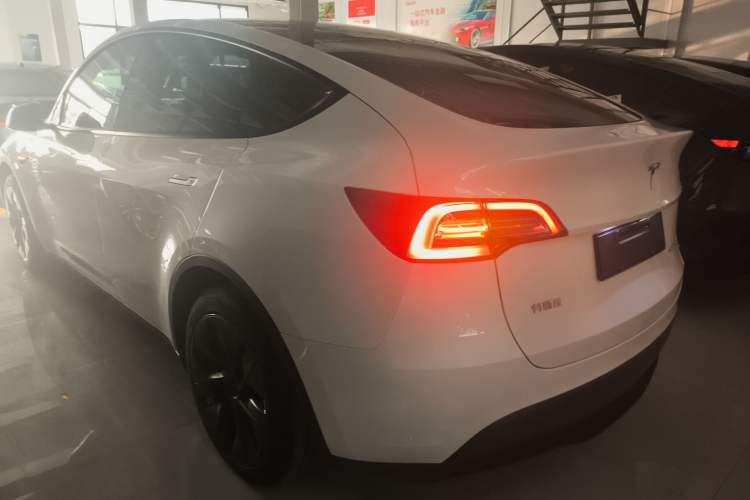 Used Tesla Model Y 2024 Rear-Wheel-Drive Version