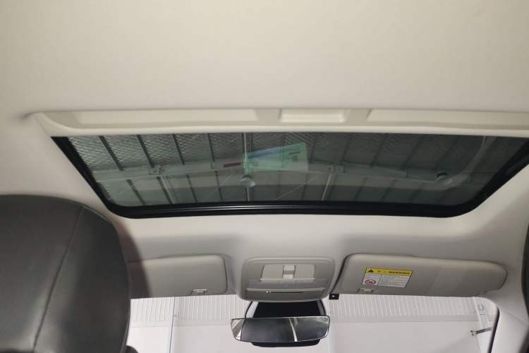 Used Roewe i5 2021 1.5L CVT Starry Edition
