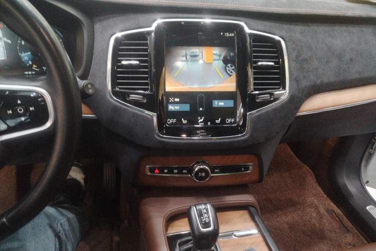 Used Volvo XC90 2020 T6 Zhiyi Luxury 7-Seater
