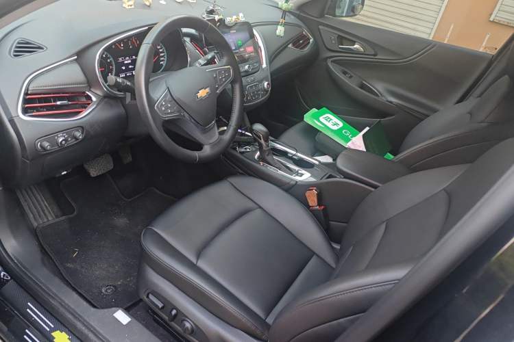 Used Chevrolet Malibu XL 2023 1.5T Sharp Edition Left Front Seat