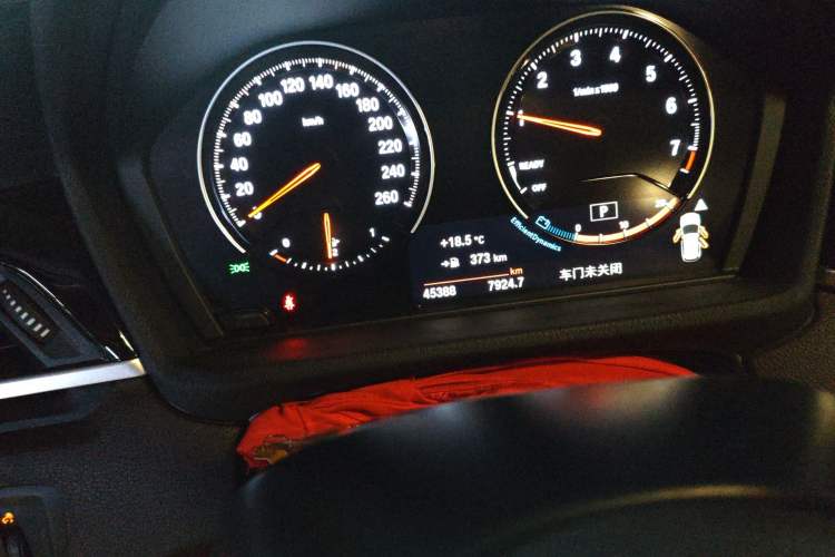 Used BMW X1 2022 sDrive20Li Luxury Model Odometer Close Up