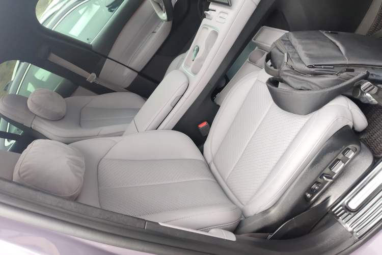 Used Nio EC6 2024 75 kWh