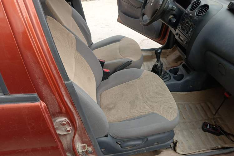 Used Baojun Lechi 2012 Revised 1.0L Manual P-TEC Standard Edition