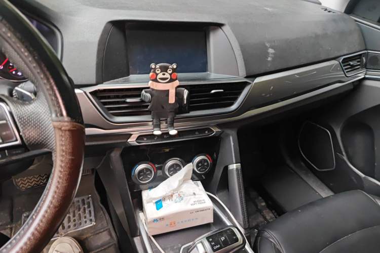 Used Haval H6 2018 Sport Edition 1.5T Automatic Two-Wheel Drive Elite Model China V Standard Audio And AC Panel