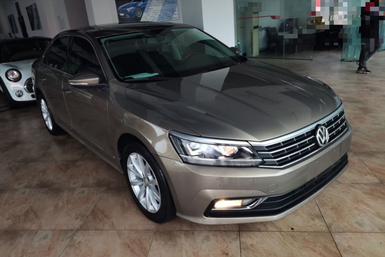 Used Volkswagen Passat 2017 330TSI DSG Luxury Edition
