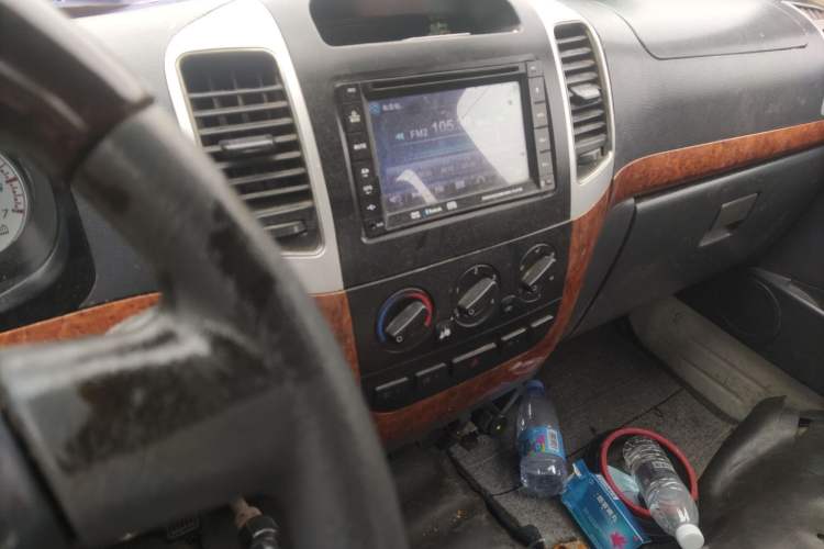 Used Golden Dragon Hiace 2010 2.2L Standard-Wheelbase Advanced Version 491Q-M Audio And AC Panel