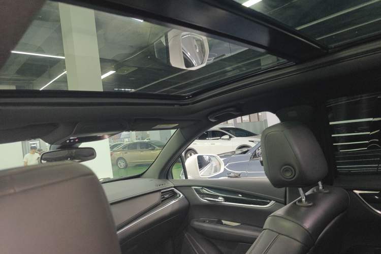 Used Cadillac XT5 2021 28T Four-Wheel Drive Luxury Version