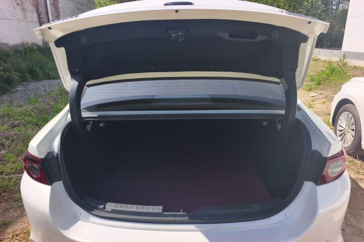 Used Mazda 3 Axela 2023 2.0L Automatic Zhiqing Edition