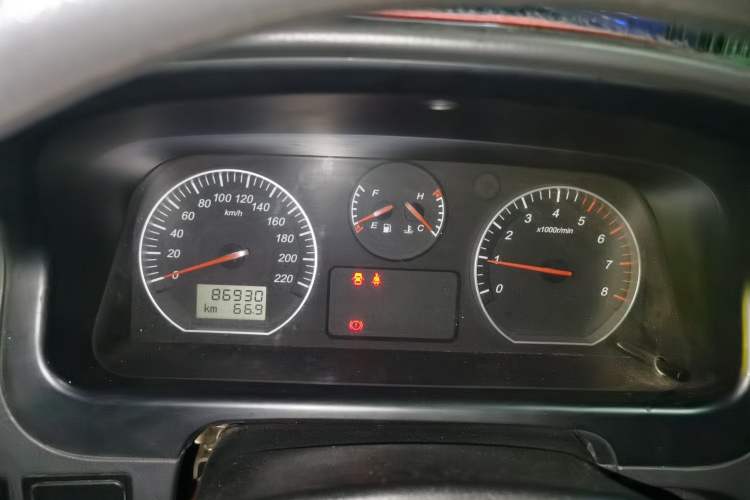 Used Jinbei Express 2018 2.0L Standard Version V19
