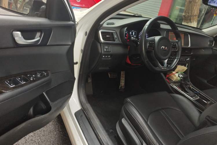 Used Kia K5 2016 1.6T Automatic LUX
