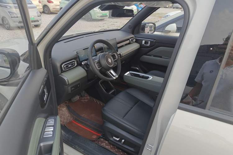 Used Baojun Spark EUV 2025 Smart Luxury Edition 5 Seats
