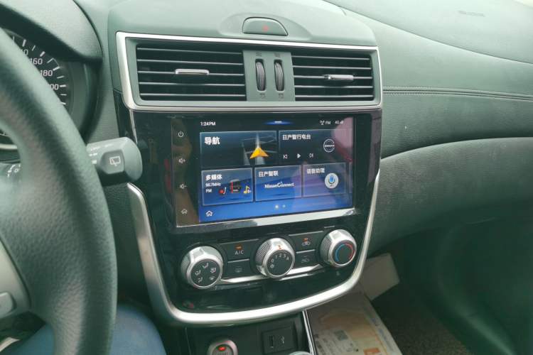 Used Nissan Tiida 2019 1.6L CVT Smart Enjoyment Version China VI Standard
