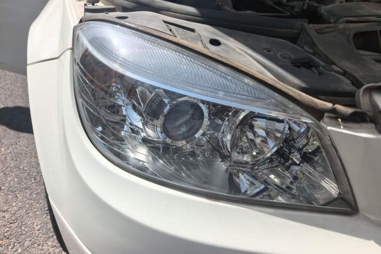 Used Mercedes-Benz C-Class 2010 C 180K Classic model Right Front Headlight