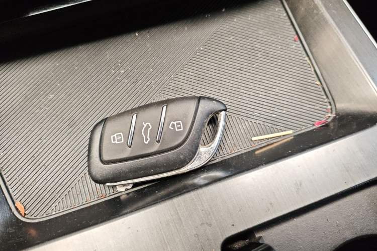 Used Roewe RX5 MAX 2022 1.5T Automatic Zhiwei Prestige Edition