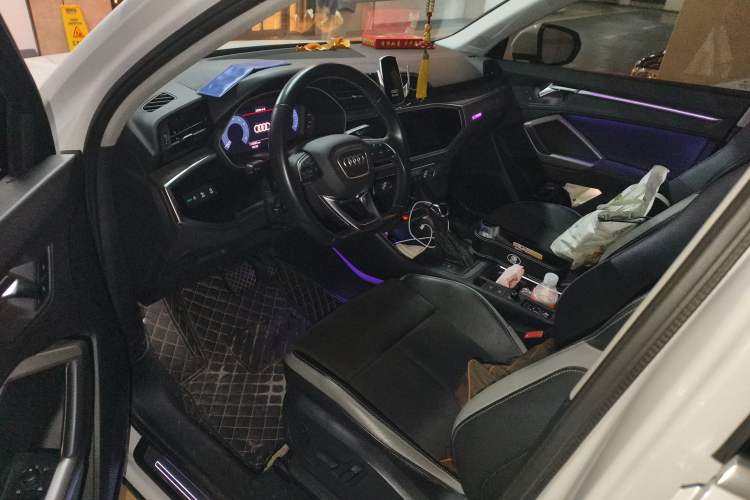 Used Audi Q3 2020 40 TFSI Fashion Dynamic Model