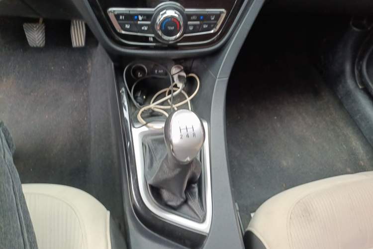 Used CHANGAN Alsvin V7 2016 1.6L Manual Joyride Model China V Standard Gear Lever