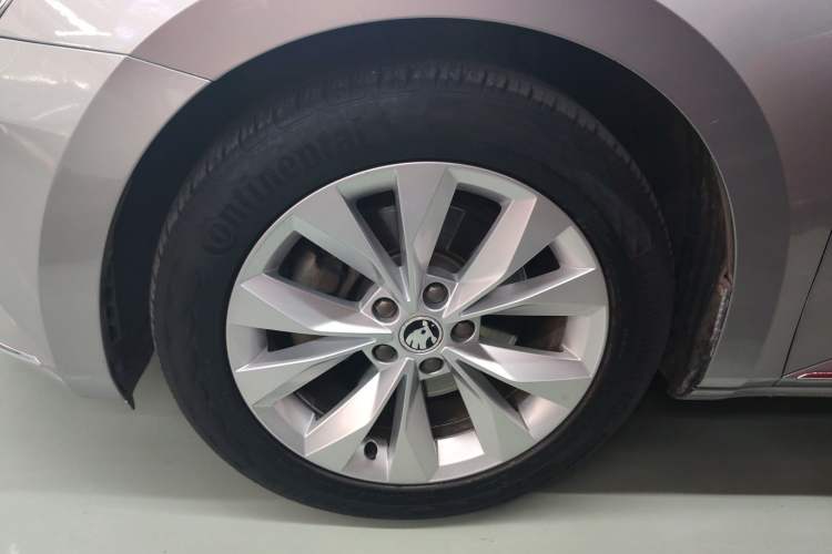 Used Skoda Superb 2016 TSI330 DSG Innovation Edition
