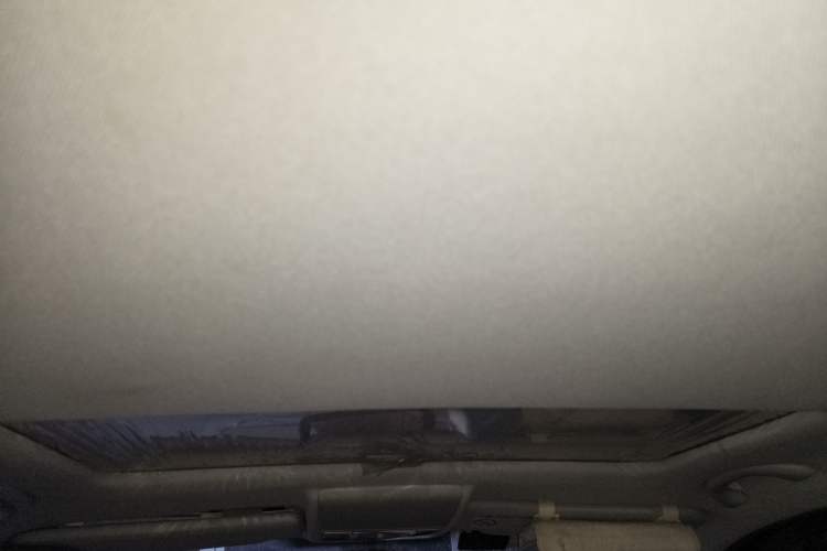 Used Volkswagen Gran Lavida 2013 1.4 TSI Automatic Comfort Model Headliner