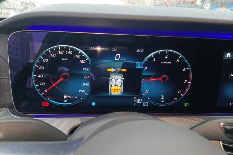 Used Mercedes-Benz E-Class 2021 E 300 L Sport Luxury Edition
