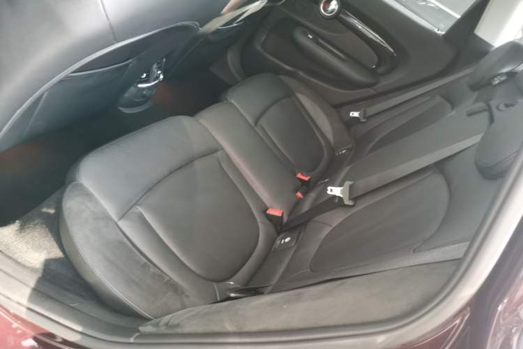 Used MINI Clubman 2016 1.5T COOPER Connoisseur Edition Left Rear Seat