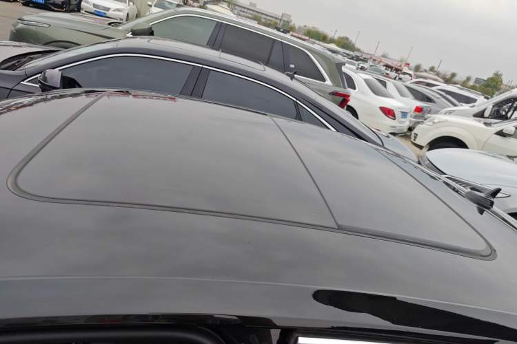 Used Volkswagen Magotan 2023 2 Million Units Limited-Edition 280TSI DSG Comfort Version Roof